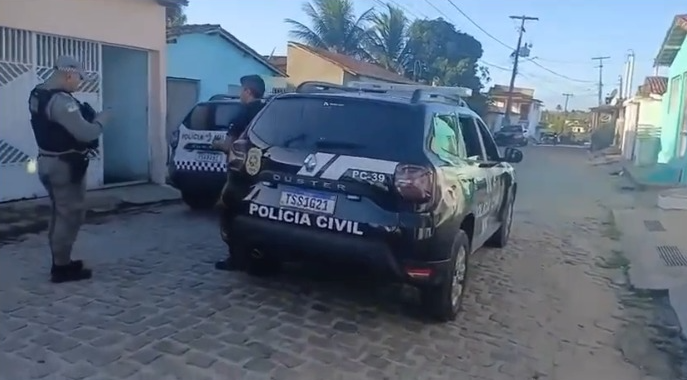 Polícia prende mulher investigada por mandar matar jovem em Pedro Velho