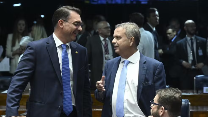 Rogério marinho entra na mira de aliados de flávio bolsonaro após desgaste na campanha | notícias do rio grande do norte Flávio Bolsonaro (PL-RJ) e Rogerio Marinho (PL-RN) — Foto: Carlos Moura/Agência Senado