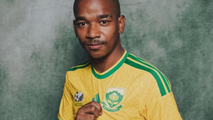 Morre Jayden Adams, jogador da seleção da África do Sul que participou da Copa do Mundo de 2026 — Foto: Reprodução/Redes Sociais