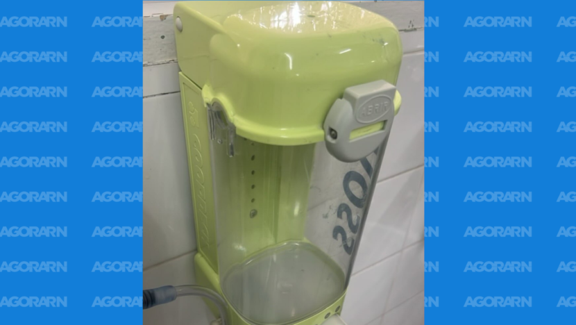 Sistema de aspiração fechada (QINPOT), equipamento utilizado em Unidades de Terapia Intensiva para diminuir a formação de aerossóis e reduzir o risco de contaminação de pacientes e profissionais de saúde