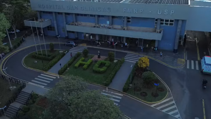 Vista aérea da entrada do Hospital das Clínicas da Faculdade de Medicina da USP, em Ribeirão Preto