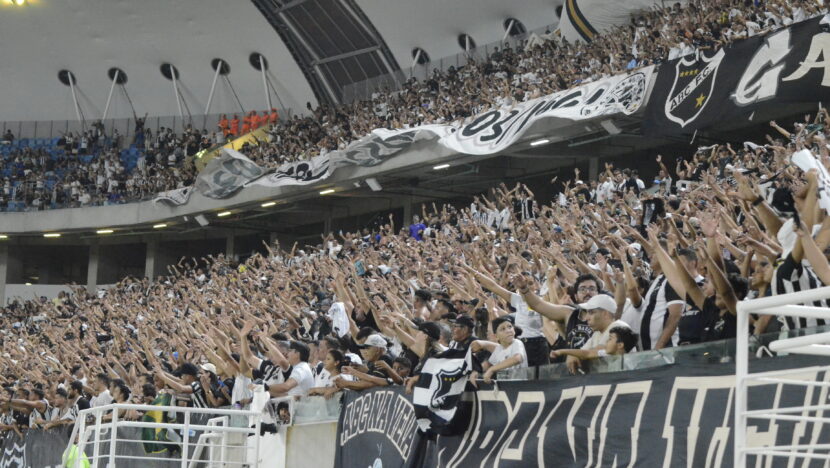Torcida do ABC lota a Arena das Dunas durante partida contra o Nacional-AM