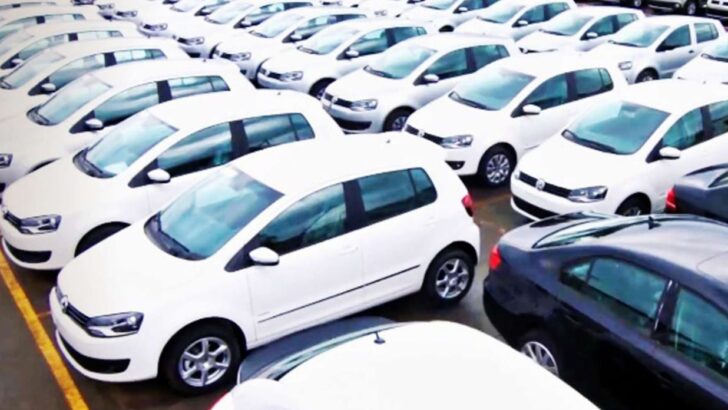 Mercado brasileiro registra mais de 504 mil emplacamentos em julho, com crescimento de carros leves, caminhões e motocicletas