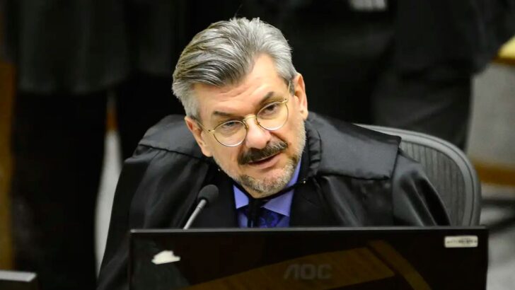 Marco Buzzi ministro