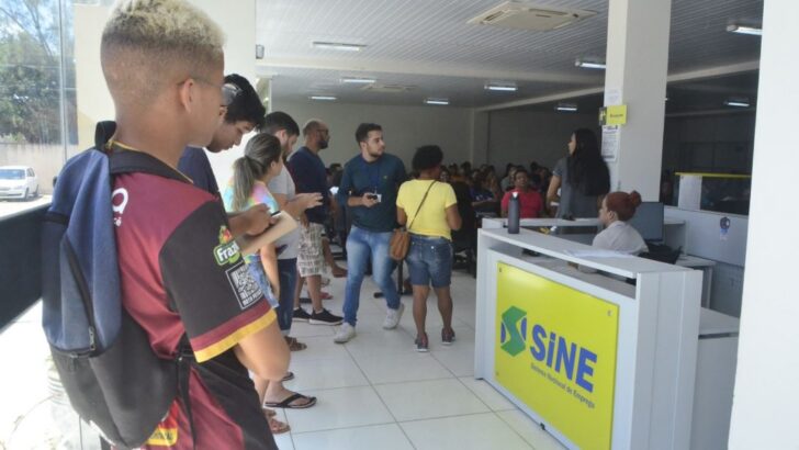 Trabalhadores em atividade, em imagem de contexto sobre o mercado de trabalho no Rio Grande do Norte