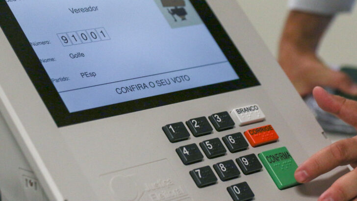 TRE-RN promove ações para explicar o funcionamento da uRio Grande do Nortea eletrônica, apresentar recursos de acessibilidade e combater informações falsas sobre as eleições
