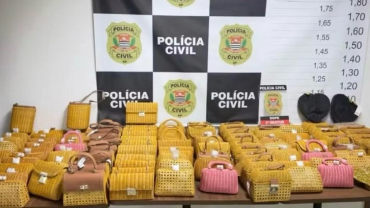 Bolsas de luxo apreendidas pela Polícia Civil em São Paulo