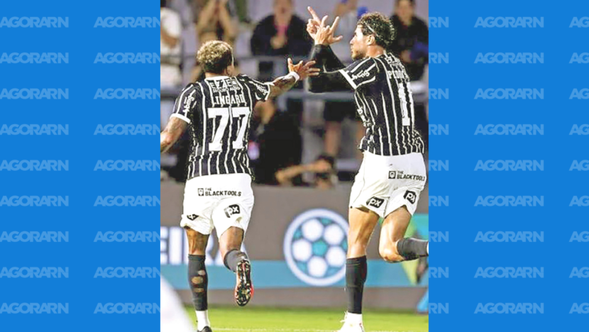 Dois jogadores do corinthians em partida - Foto: RODRIGO COCA / AGÊNCIA CORINTHIANS
