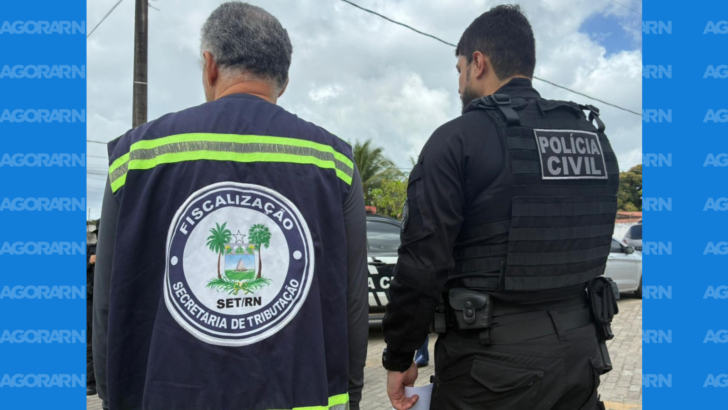 Agente da Polícia Civil e integrante da fiscalização da Secretaria de Tributação durante ação em Parnamirim.
