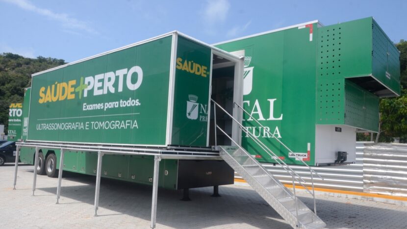 Carreta móvel de tomografia e ultrassonografia Saúde + Perto instalada em Natal