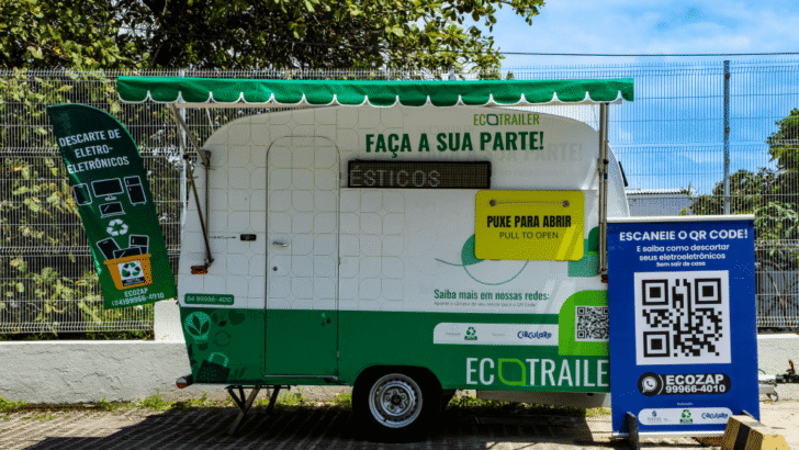 Ecotrailer instalado no IMD da UFRN para coleta de eletrônicos