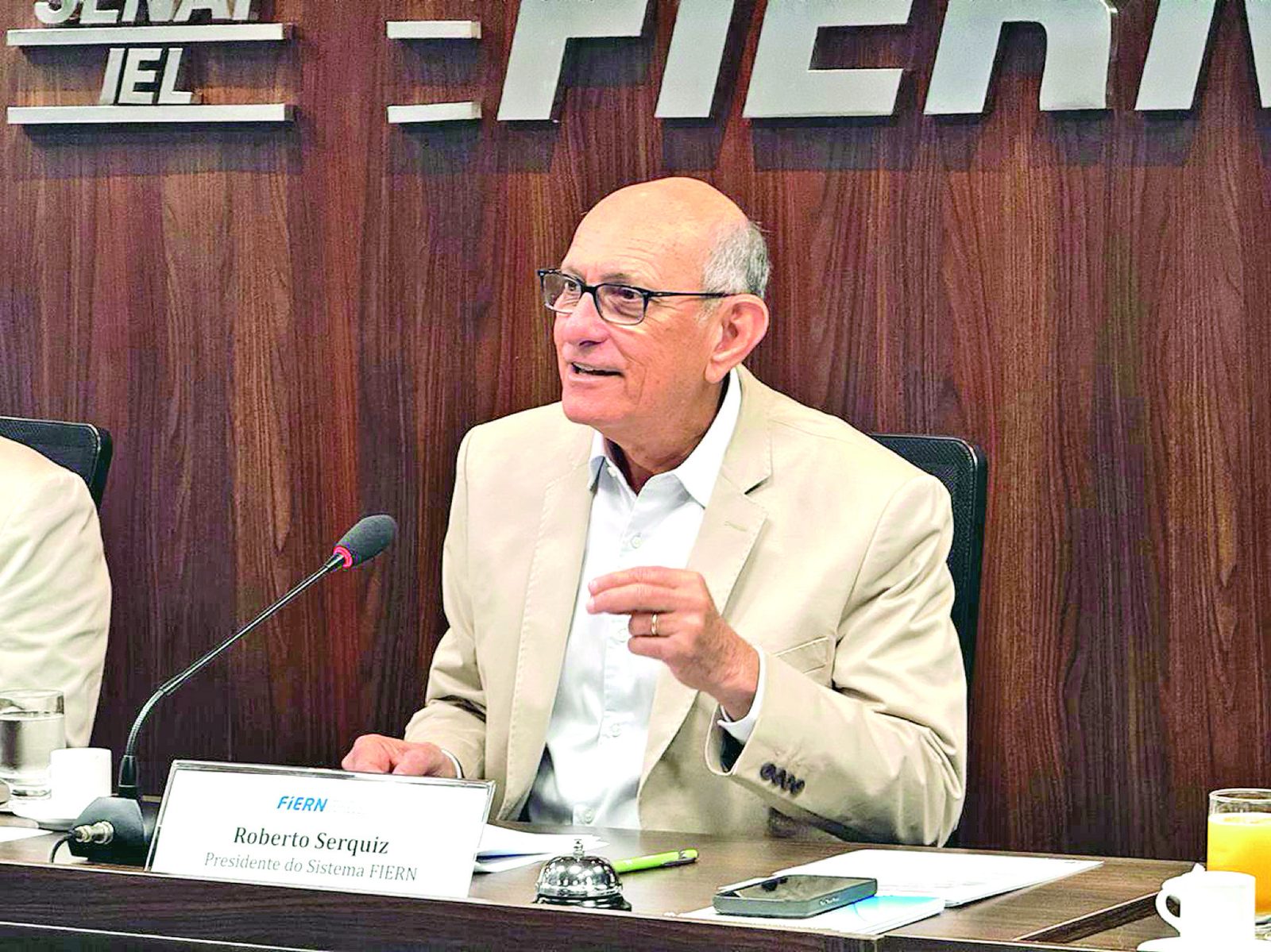 Representantes da FIERN e da Neoenergia Cosern durante apresentação institucional