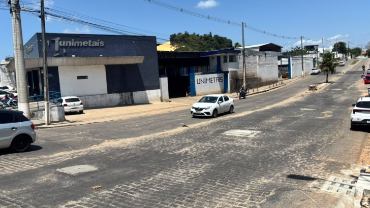 Rede de drenagem da Avenida Solange Nunes foi concluída; próxima etapa da obra prevê a escavação da lagoa de captação em Cidade da Esperança. - Foto: Marcelo Furtado / Seinfra