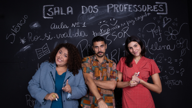 "Sala dos Professores" estreia temporada nacional em Natal no dia 13 de agosto. Imagem mostra três personagens da peça - Foto: divulgação