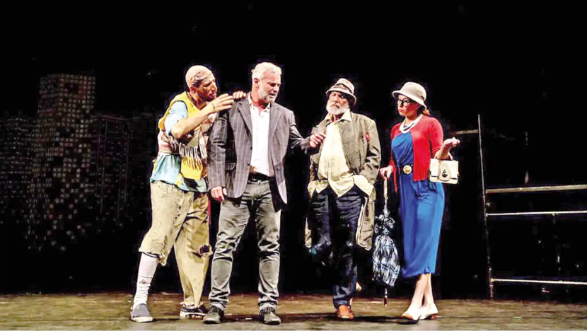 Elenco do espetáculo O Vendedor de Sonhos no palco