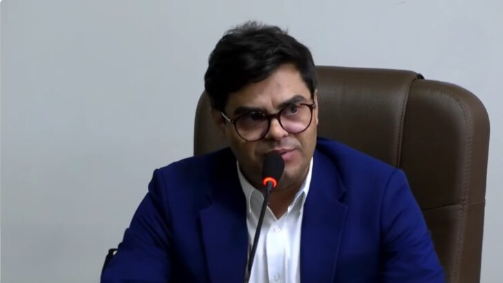 Vereador Lucieldo da Silva faz pronunciamento no plenário da Câmara Municipal de Currais Novos