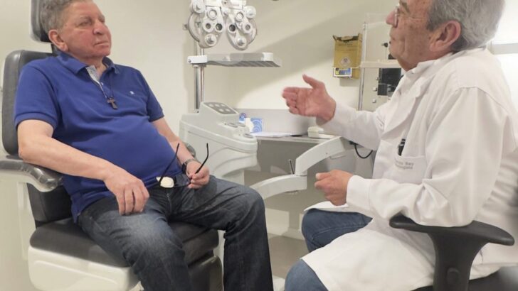 Luiz Almir relata acompanhamento médico e exames no olho direito