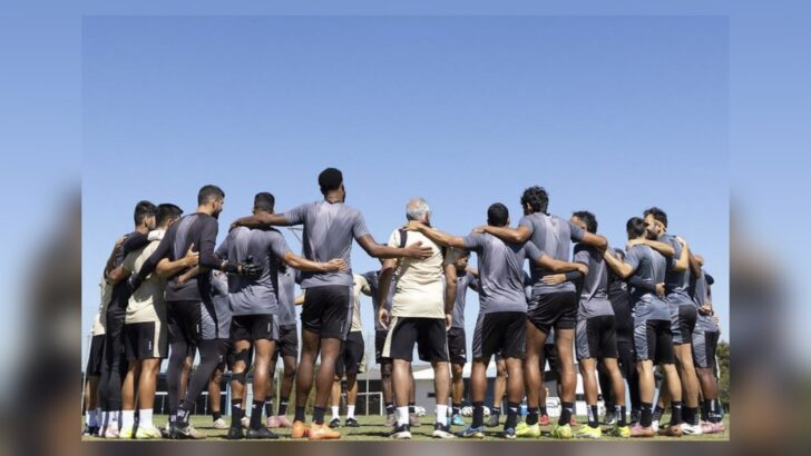 Jogadores do ABC durante treino em Brasília