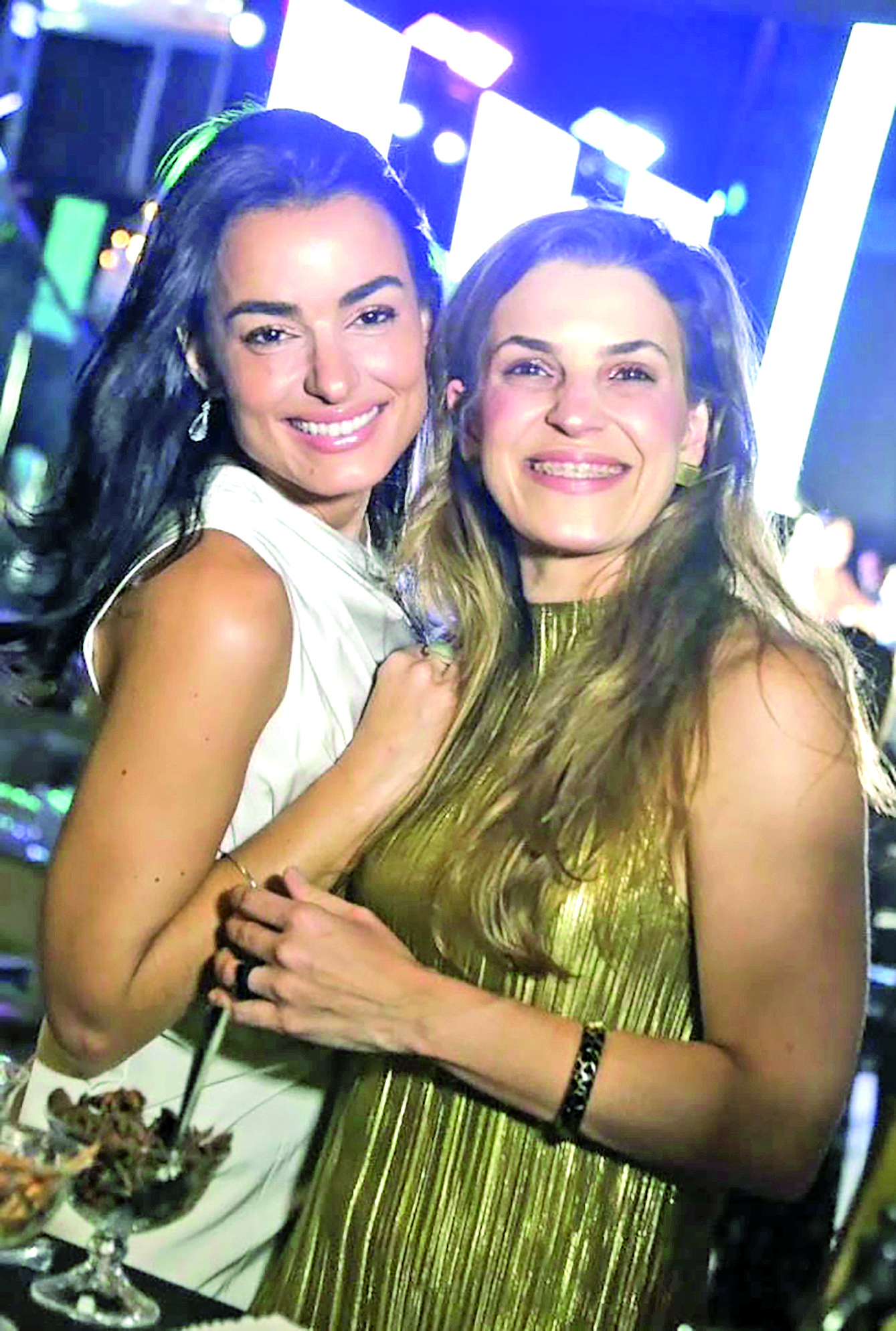 Renata Matos e Sophia Motta no Versailles