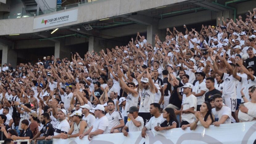 Torcedores do ABC nas arquibancadas da Arena das Dunas