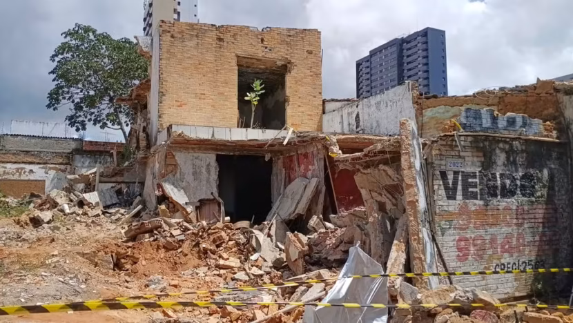 Laje que desabou no bairro de Lagoa Nova - Foto: Brunno Rocha/Inter TV Cabugi/G1