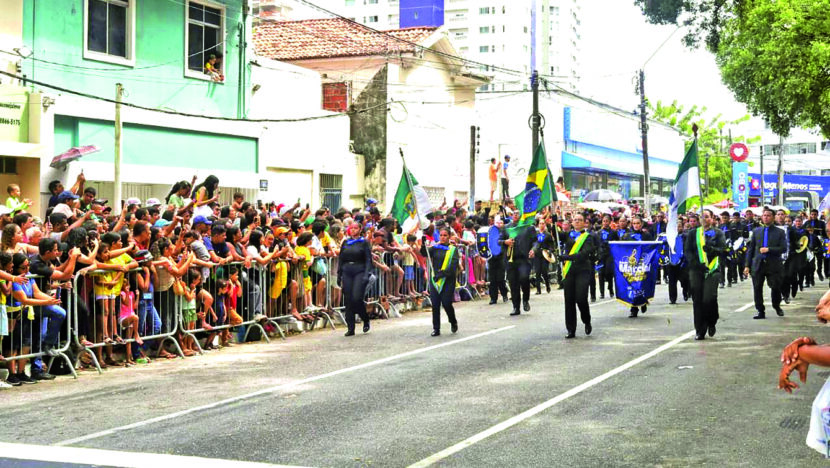 Desfile cívico-militar de 7 de Setembro na Praça Cívica, em Natal