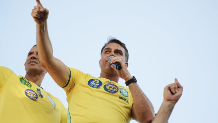 FLAVIO BOLSONARO DISCURSO