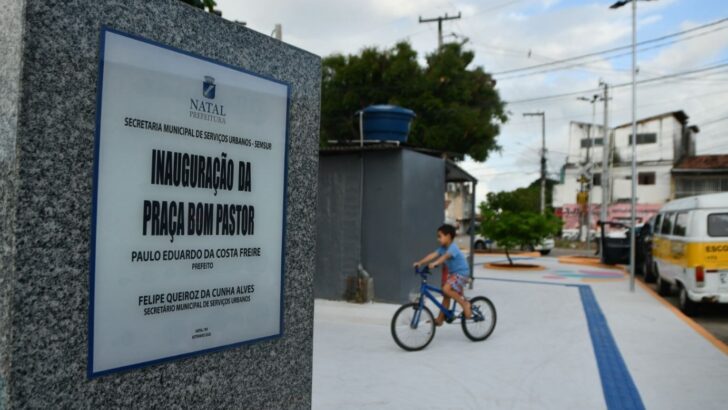Praça revitalizada no bairro Bom Pastor, em Natal