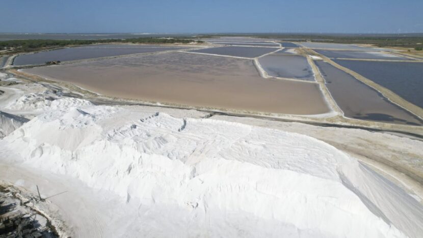 Autoridades visitam instalações de gás natural na Costa Branca