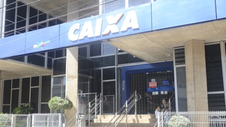 Fachada de agência da Caixa Econômica Federal