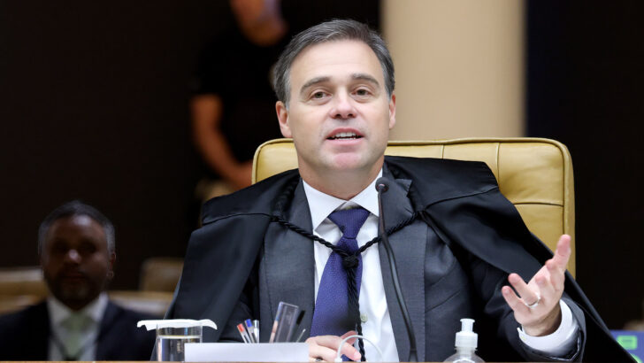 Ministro André Mendonça, do Supremo Tribunal Federal, durante sessão