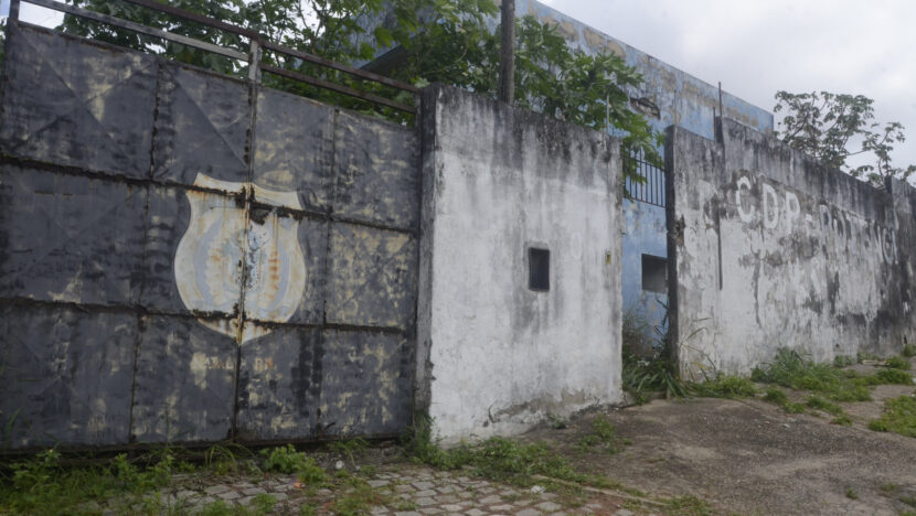 Muro do antigo Centro de Detenção Provisória (CDP) do Potengi, terreno cogitado para nova unidade prisional