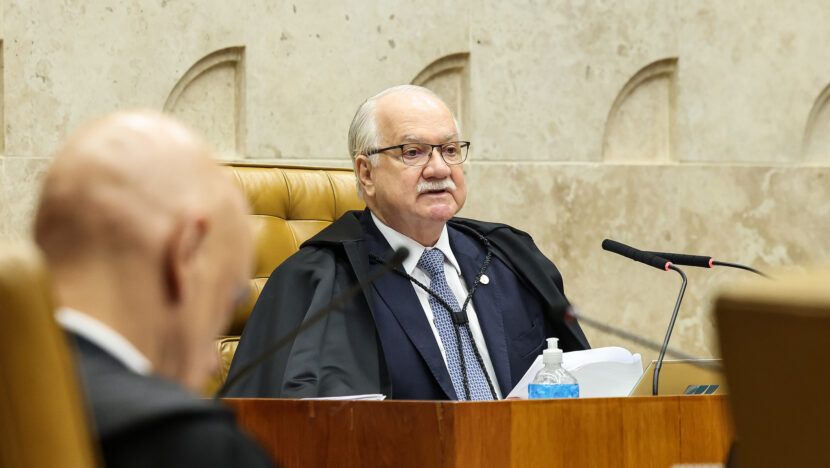 Edson Fachin durante sessão do Supremo Tribunal Federal