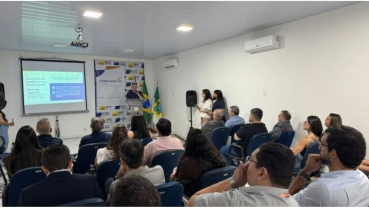 Apresentação de estudo sobre a Festa de Santa Rita de Cássia