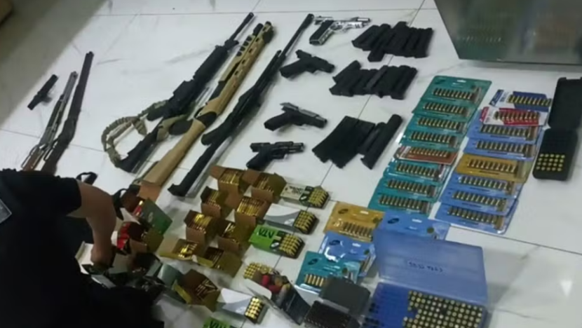 Armas, munições e celulares apreendidos na operação serão encaminhados para perícia - Foto: Divulgação/ PFRN