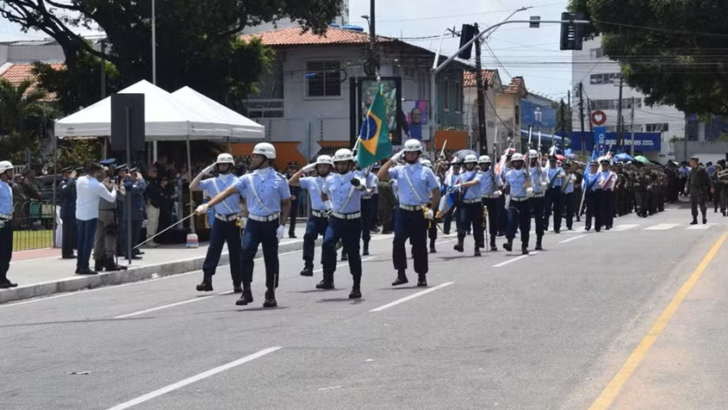 Desfile Cívico de 7 de Setembro, realizado na Praça Cívica, em Petrópolis - Foto: divulgação