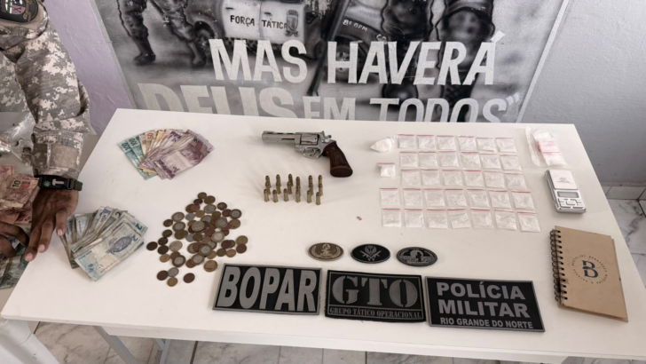 Operação Cetus cumpriu dois mandados de prisão e oito de busca e apreensão em Baía Formosa - Foto: PMRN