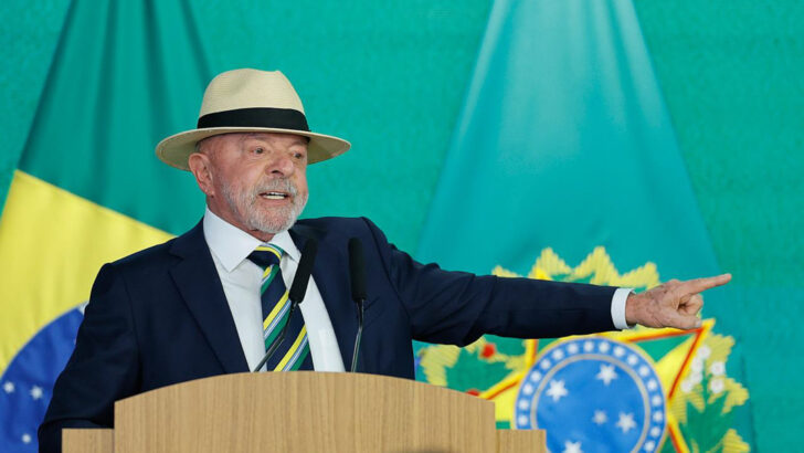 Presidente Lula discursa em cerimônia no Palácio do Planalto