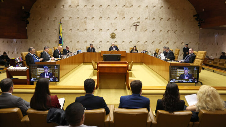 Ministros do Supremo Tribunal Federal durante sessão plenária