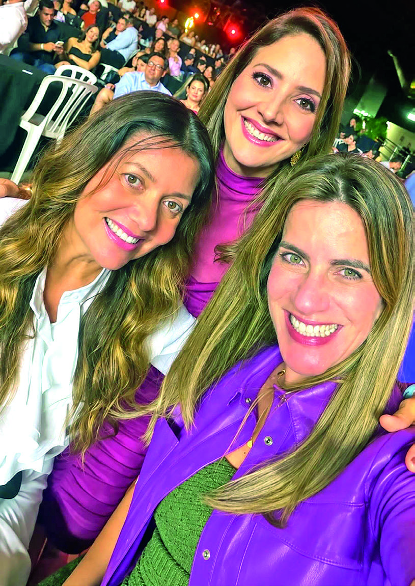 Dani Diniz, Mariana Rebello e Vanessa Dias posam juntas