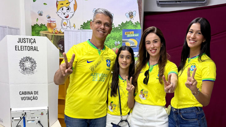 Deputado estadual Coronel Azevedo (PL) durante votação neste domingo 4 em Parnamirim - Foto: Reprodução