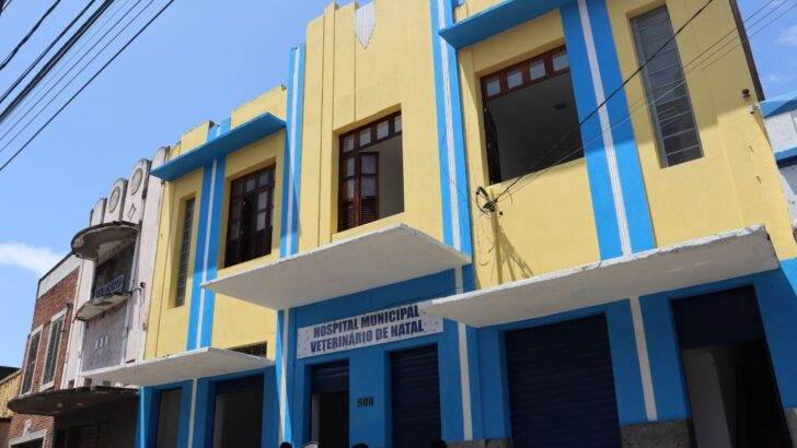 Fachada do Hospital Veterinário Municipal de Natal na Ribeira