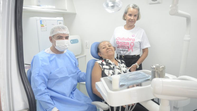 Consultório odontológico instalado no Odontomóvel da Assembleia Legislativa do RN