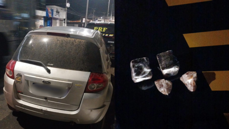 Montagem com duas fotografias. À esquerda, um carro Ford Ka prata aparece parado à noite, com uma viatura da Polícia Rodoviária Federal ao fundo. À direita, quatro embalagens com materiais apreendidos estão sobre uma superfície escura