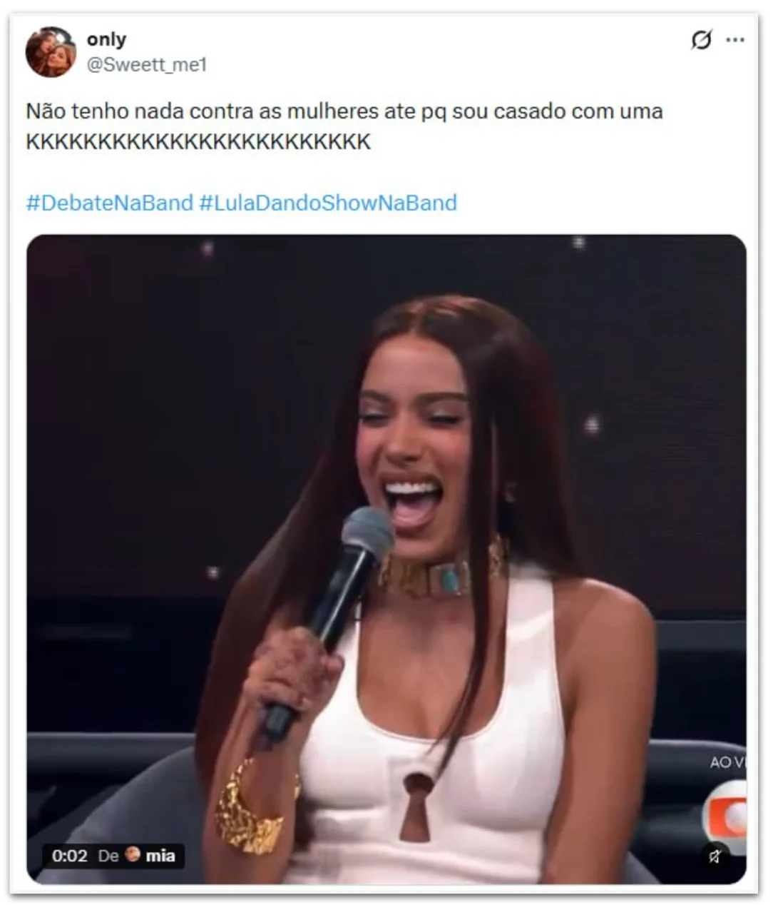 Captura de publicação no X reage à resposta de Flávio Bolsonaro sobre mulheres no debate