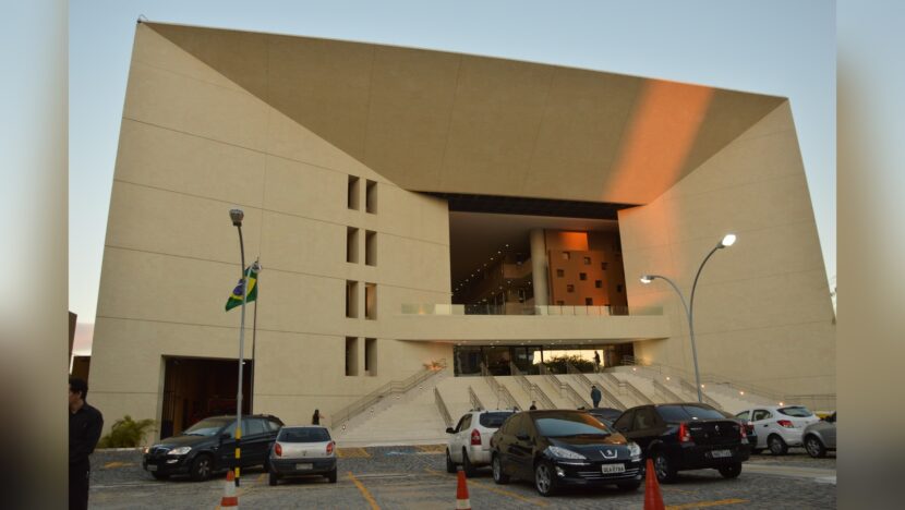 Fachada do Tribunal Regional Eleitoral do Rio Grande do Norte em Natal