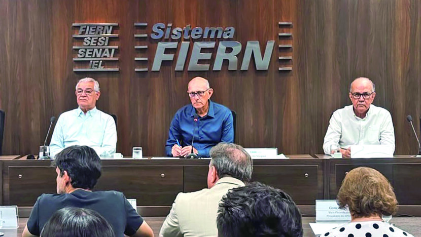 Diretoria da FIERN reunida para debater a jornada de trabalho