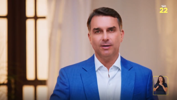 Flávio promete reajustar Bolsa Família e reduzir prestações do Minha Casa Minha Vida