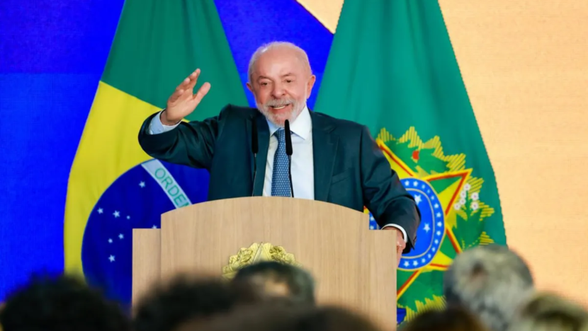 Presidente da República, Luiz Inácio Lula da Silva, durante Cerimônia sobre medidas para microempreendedores individuais, no Palácio do Planalto, Brasília - DF • Foto: Ricardo Stuckert