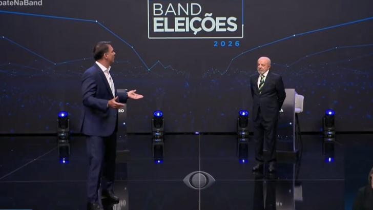 Lula rebate Flávio sobre votos de presidiários: ‘Teu pai pode votar em mim’
